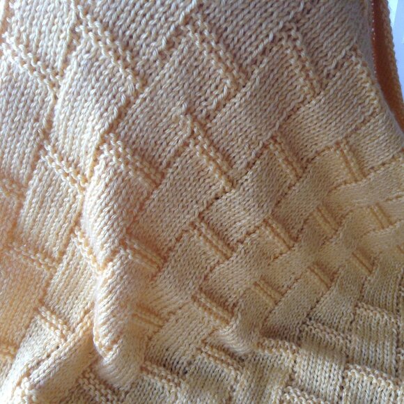 Hand Knit Baby Blanket in Sunshine Yellow - Picture 6 of 6